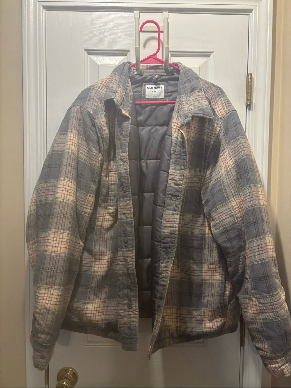 Old Navy Men’s Gray and Cream Plaid Quilted Puffer Jacket